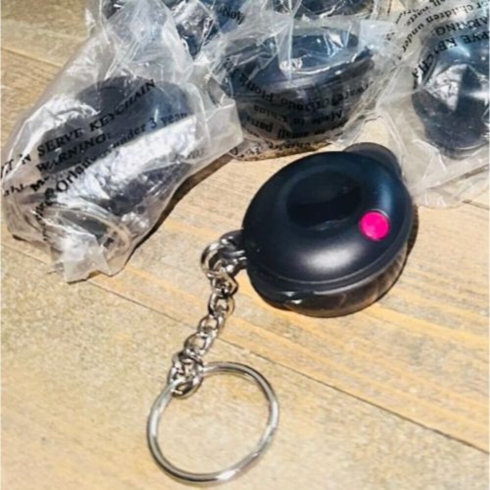 2 Tupperware Heat N' Serve Bowl Keychains New Black Red